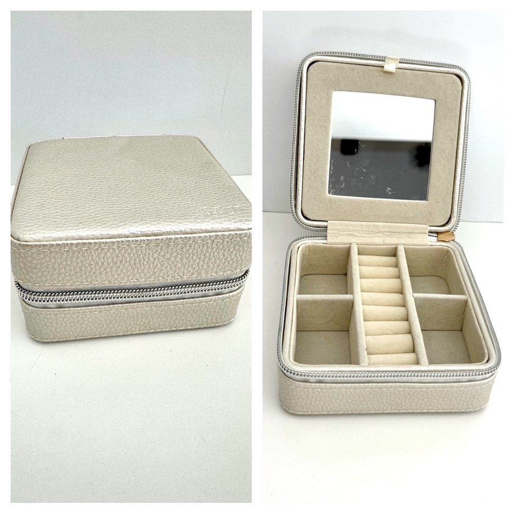 Square Leather Jewelry Case Travel Storage Pearl Silver
